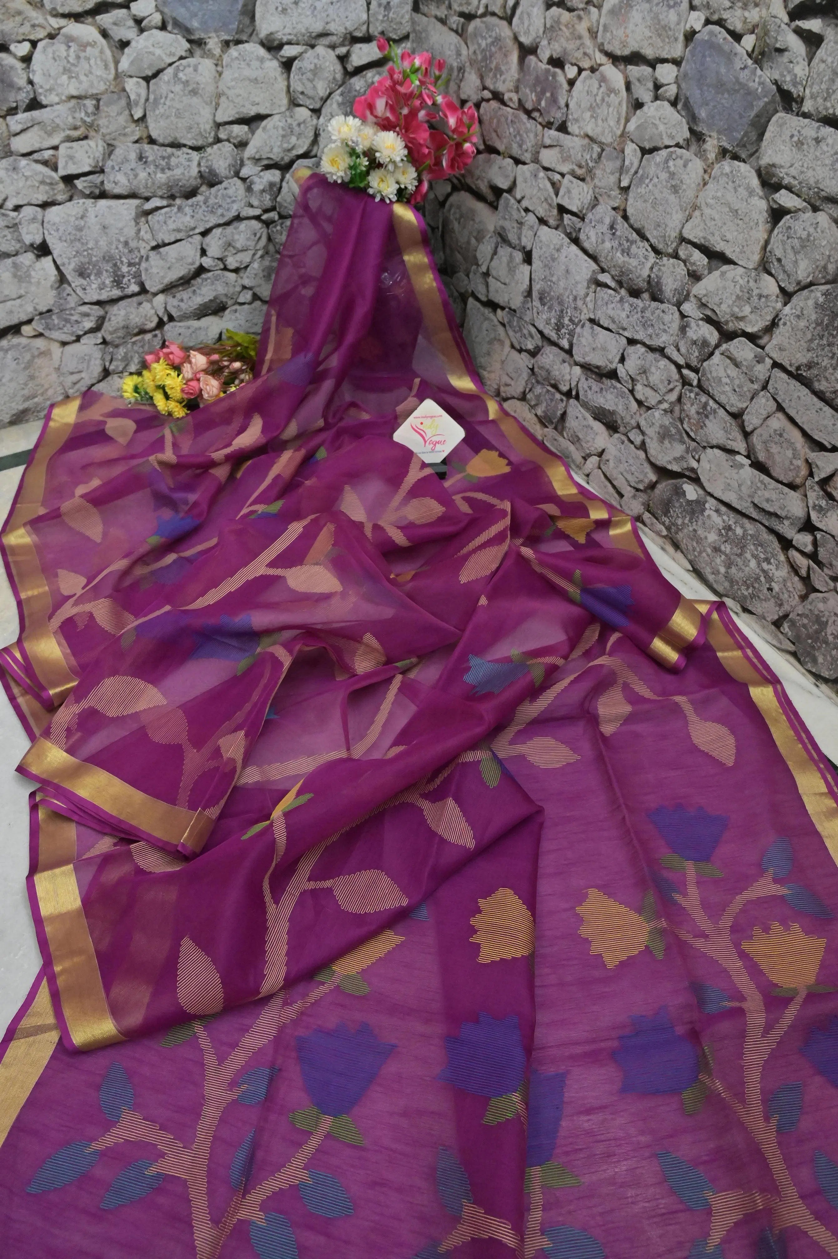 Matka Silk Jamdani Saree – WeaversIndia